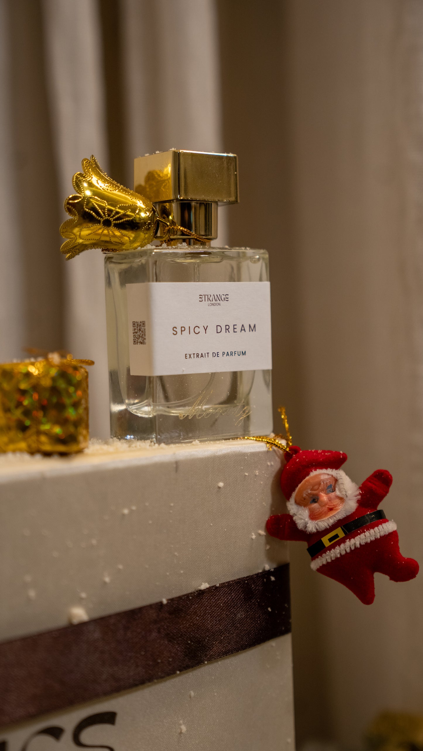 Custom Engraved Bottle | 50 mL Extrait de Parfum Gift Box